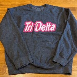 TRI DELTA Gray Barbie Crewneck